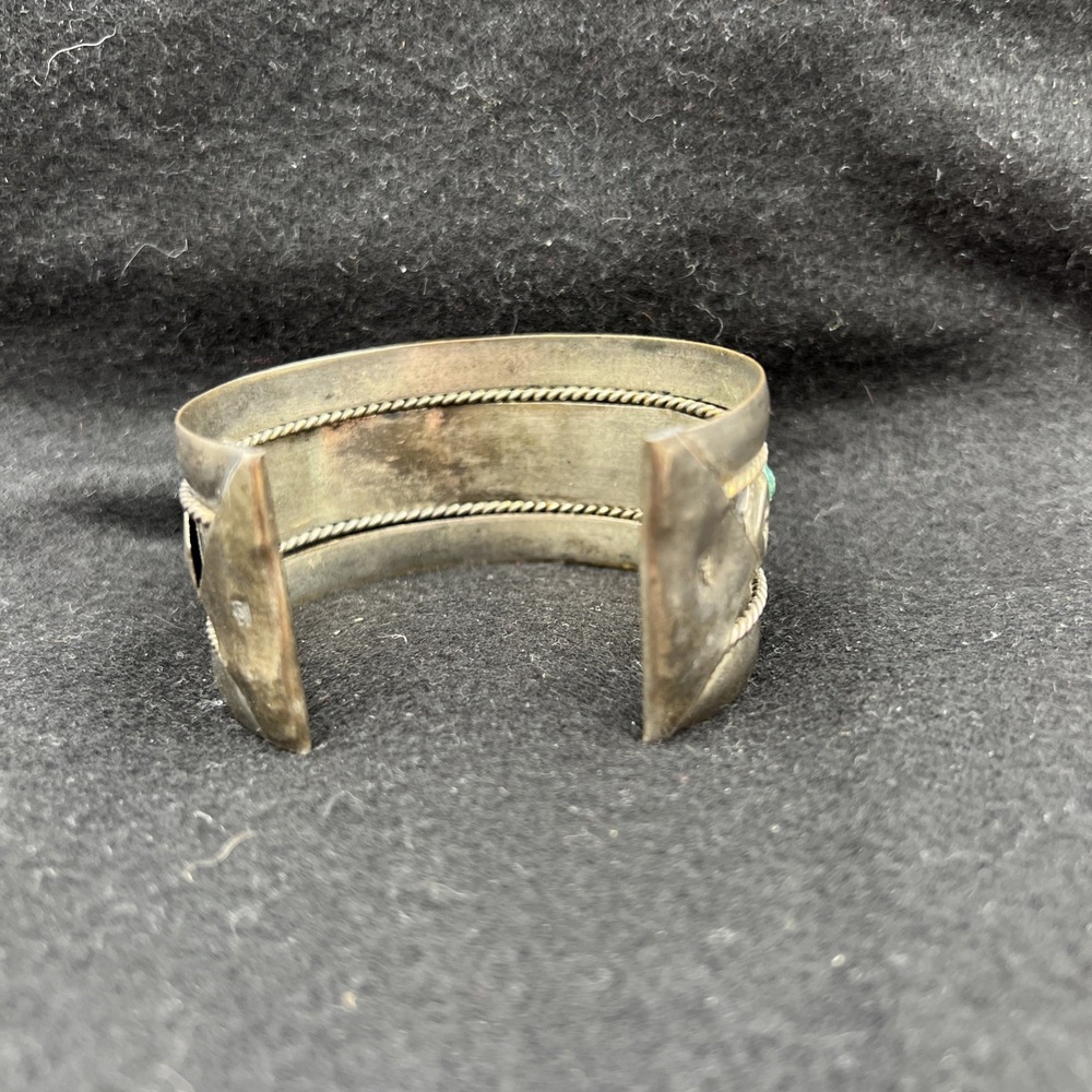 Vintage Cuff Bracelet 3" Wide Brass Egyptian Revival Scarab Pharoah - Picture 3 of 8